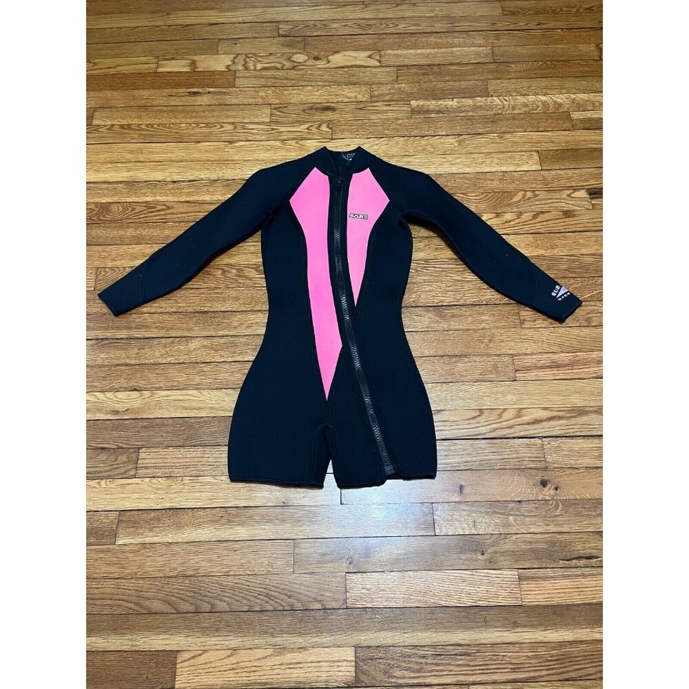 BARE Women's 3mm Wetsuit Size 5-6 Black Pink Full Zip Long Sleeve w/ Shorts
